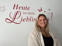 Leonie Amedick Leonie Amedick