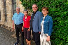 Fachbereichsleiter Friedhelm Weber, Schiedsfrau Marlis Jakobi, Schiedsmann Gunter Wielage und Bürgermeisterin Ute Dülfer 