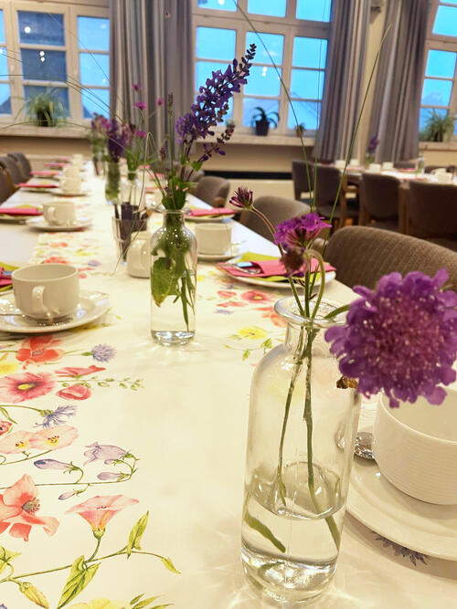 Maibrunch Tisch Begegnungsstätte 1