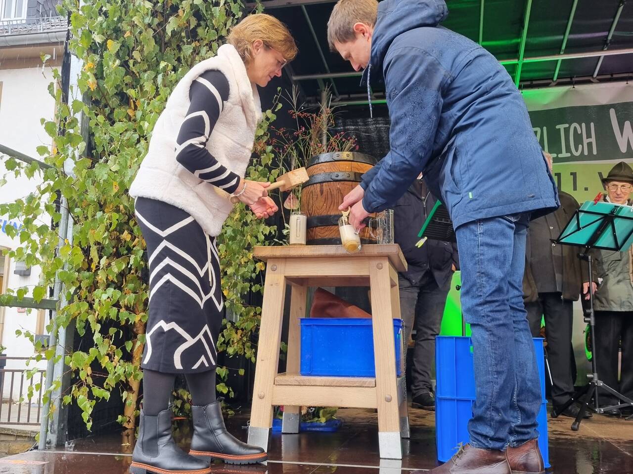 Fassbieranstich auf dem 11. Wildschütz-Klostermann-Markt