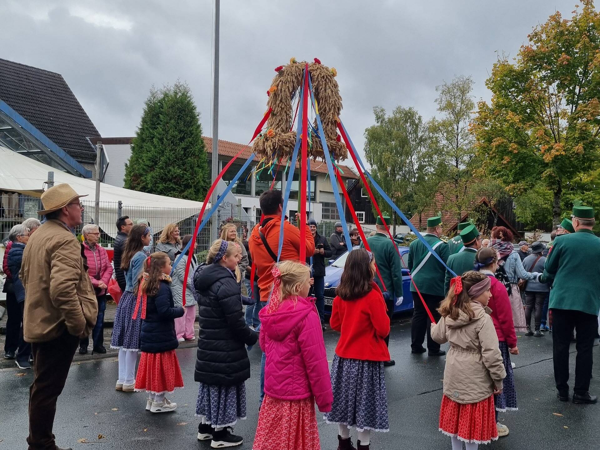 Rund 35 Gruppen nahmen am Heimat- & Traditionsumzug  teil