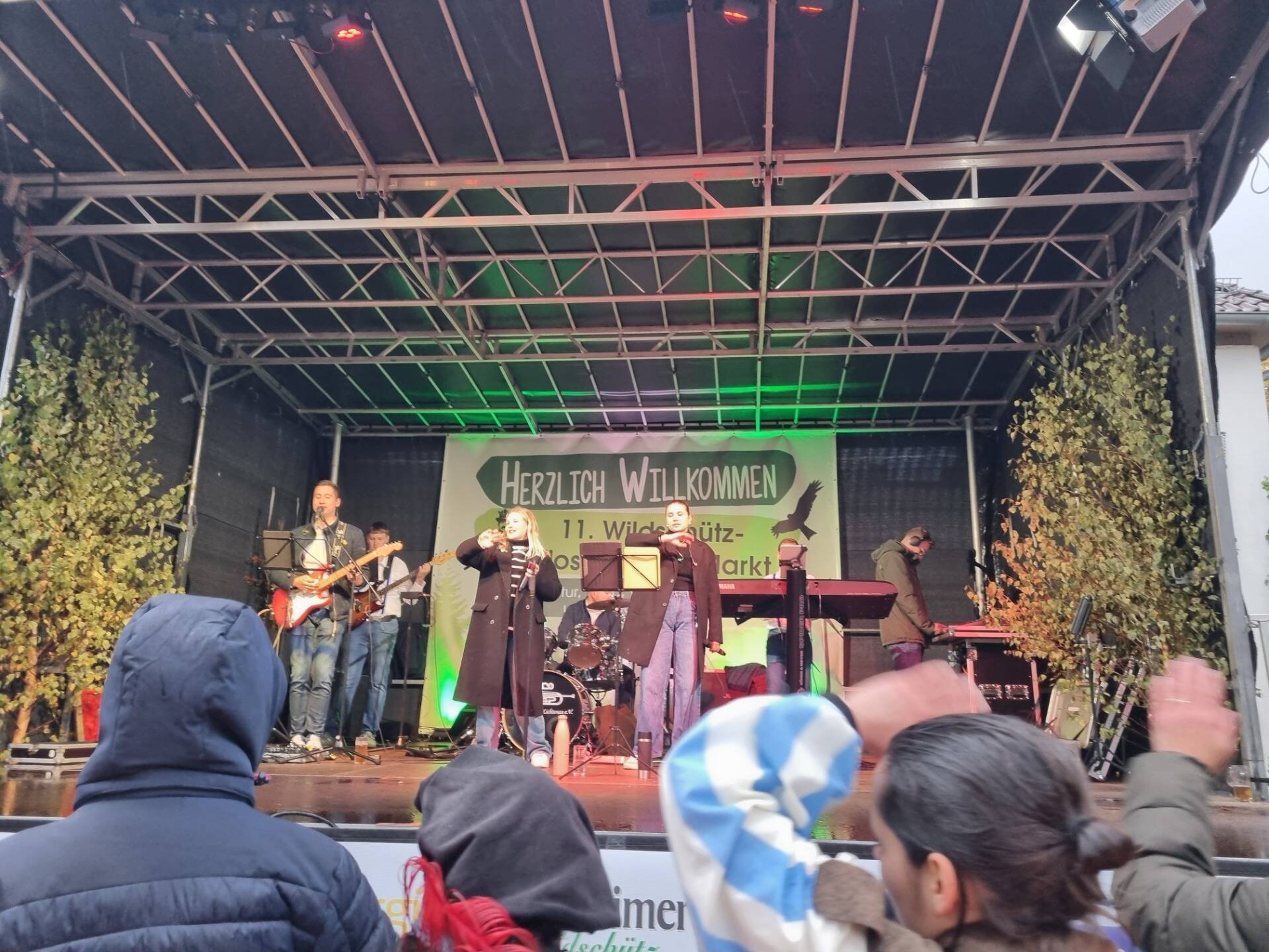 Die Tanzmusik des Blasorchesters Lichtenau sorgte zum Abschluss des 11. Wildschütz-Klostermann-Markts noch einmal für beste Stimmung