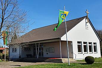 Vergrößert das Bild: "/de-wAssets/img/vereinsverzeichnis/bilder/MariaKoenigin1962/fe2444d5aae43b7cea551a1502518e6c.jpg"